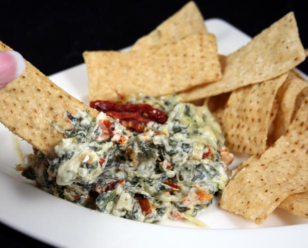 Artichoke, Spinach & Sun-Dried Tomato Dip. Photo by **Tinkerbell**