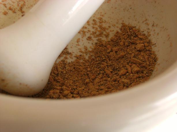 Quatre &Eacute;pices - French Four Spice Mix  from the Auberge. Photo by Lalaloula