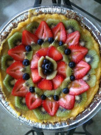 Raw Vegan Fruit Tart!. Photo by nievessa