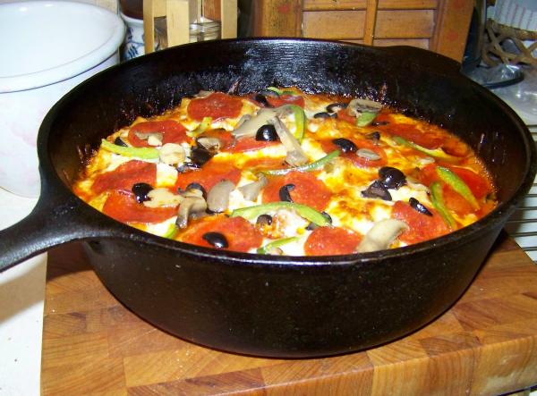 Super Bowl Pizza-In-A-Pan. Photo by Mimi in Maine