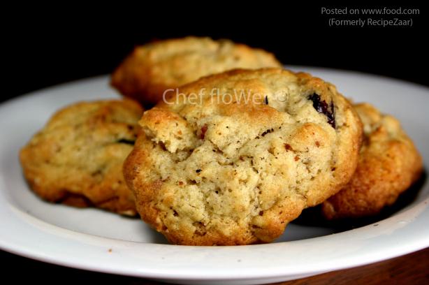 Oatmeal-Cranberry-Almond Cookies. Photo by Chef floWer