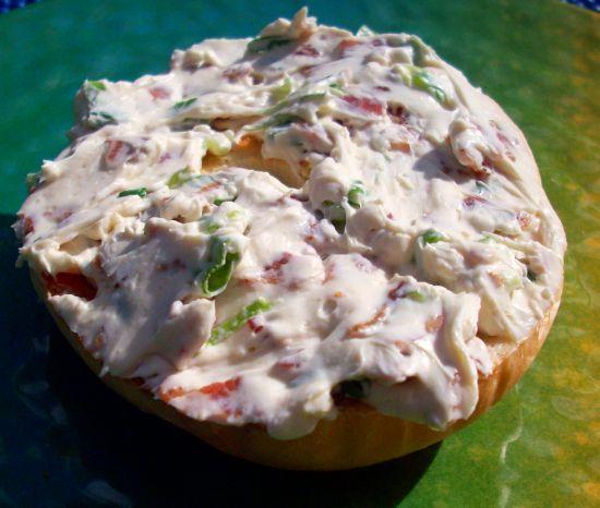 Bacon-Scallion Cream Cheese Schmere. Photo by diner524