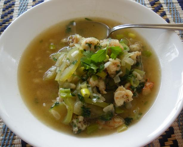 Canh Bau Tom - Vietnamese Opo Squash Soup. Photo by PanNan