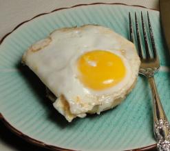 Egg Sandwich. Photo by Debbwl