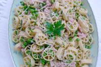Pretty Pasta Salad With Peas, Parmesan and Ham