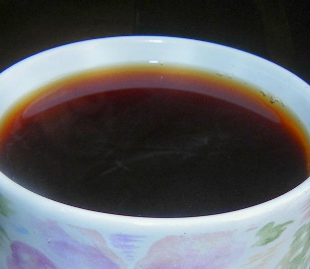 Traditional Kuwaiti Tea. Photo by Baby Kato