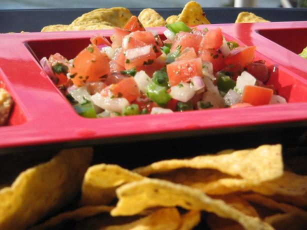 Fresh Mexican Tomato Salsa - Pico De Gallo. Photo by The Flying Chef