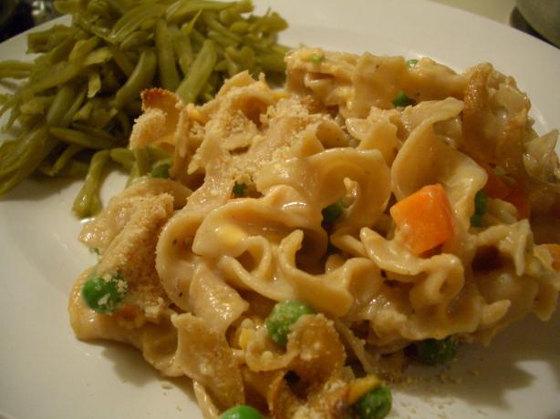 Kid Friendly Tuna Noodle Casserole. Photo by AnnieLynne
