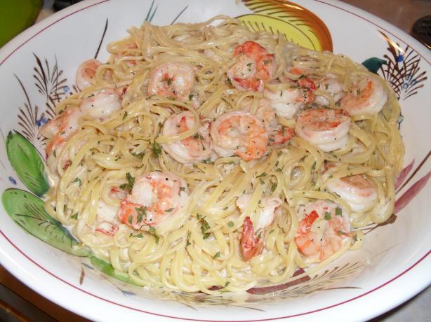 Linguini Alfredo With Shrimp. Photo by vivmom