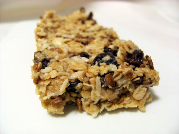 Peanut Butter Energy Balls (Energy Bar) - Easy No Bake. Photo by Lalaloula