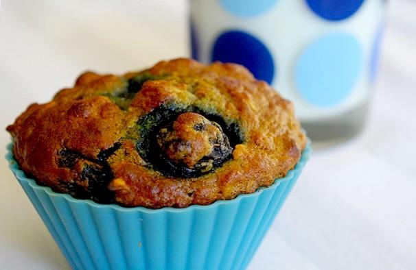 Blueberry Oatmeal Muffins With Walnuts. Photo by AmandaInOz