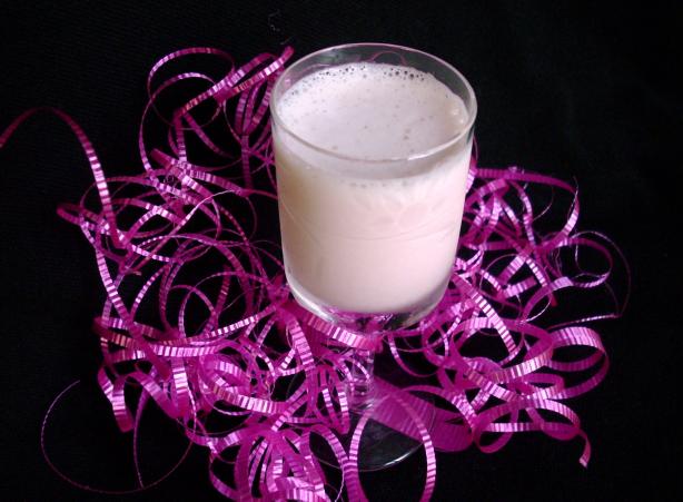 Strawberry Milkshake. Photo by loof