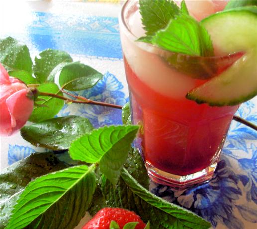 Pimm's Cup. Photo by French Tart