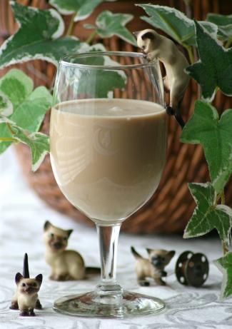 Ann's Easy Almond Slide. Photo by Wildflour