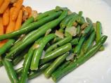 Onion & Garlicky Green Beans
