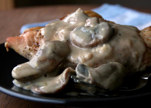 " Anything Goes" Low-Fat Mushroom Sauce. Photo by Cookin-jo