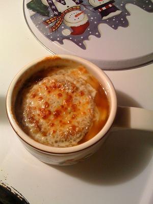 Applebee's Baked French Onion Soup. Photo by Bushido89