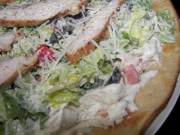 Chicken Caesar Salad Pizza, Pampered Chef. Photo by gertc96