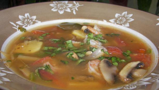 Simple Thai-style Lemongrass Shrimp Soup. Photo by Baby Kato