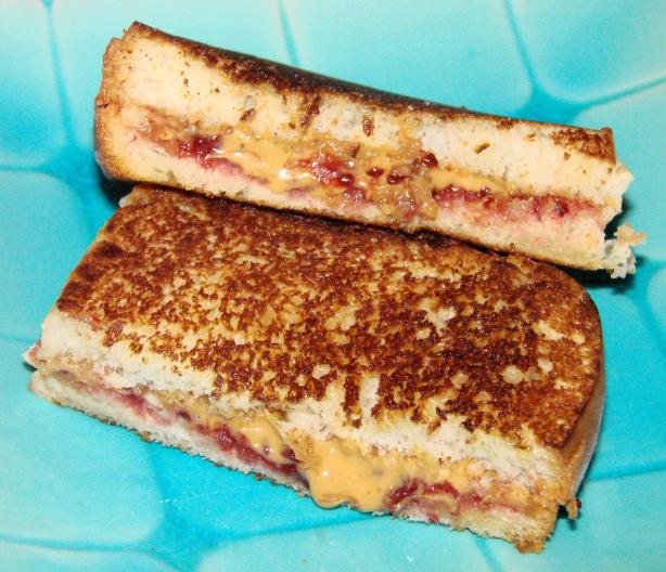 Fried Peanut Butter and Jelly Sandwich. Photo by Boomette