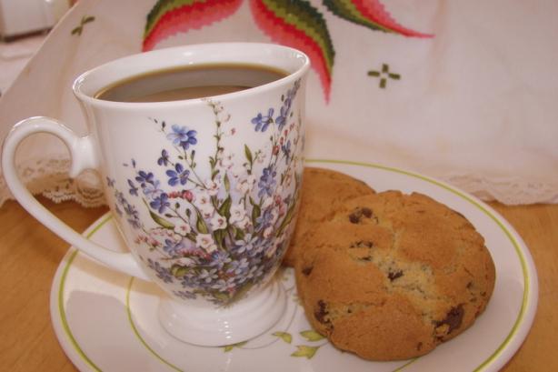 Mock-Levain Bakery Chocolate Chip Cookies. Photo by Darkhunter