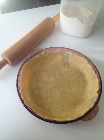 3 Ingredient Easy Oil Pie Crust. Photo by tangalang
