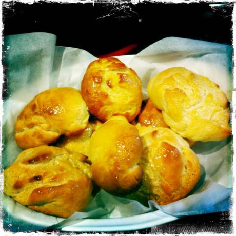 Logan's Roadhouse Buttery Dinner Rolls. Photo by bethanyrae1991