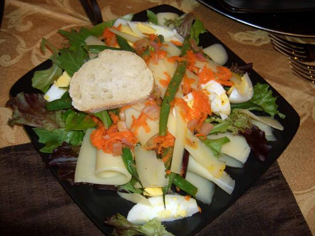 Salade Gruy&egrave;re De Comt&egrave; Pour Deux. Photo by mersaydees