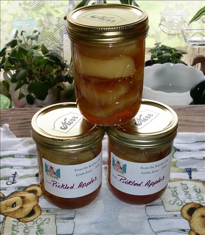 Pickled Apples. Photo by Chabear01