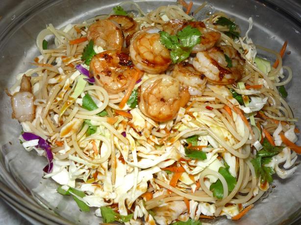 Plaza San Antonio's Spicy Oriental Noodle Salad. Photo by Lakerdog2
