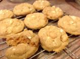 Best White Chocolate Macadamia Nut Cookies