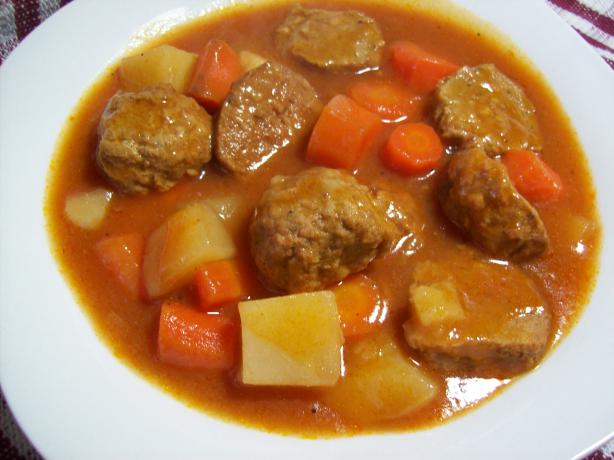 Crock Pot Meatball Stew. Photo by Chef shapeweaver &copy;