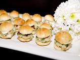 Scallop Burger Sliders With a Cilantro-Lime Mayo