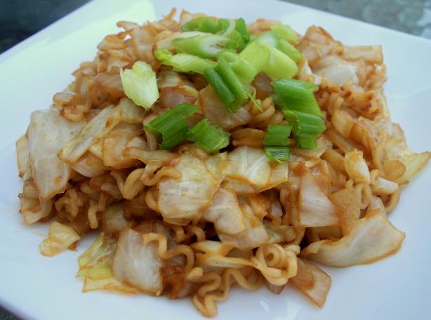 Mom's Yakisoba(Japanese fried noodles). Photo by *Parsley*
