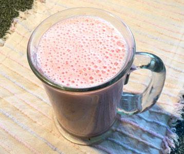 Strawberry-Banana Yogurt Smoothie. Photo by Mikekey