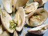 Grilled Clams With Garlicky White Wine Sauce