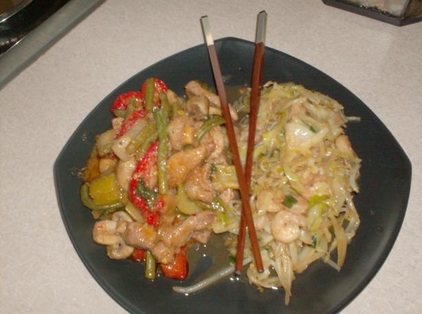 Shrimp and Bean Sprouts (Low Carb). Photo by SEvans
