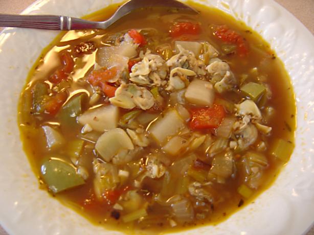 Healthy Manhattan Clam Chowder. Photo by Sue Lau