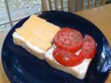 Fresh Tomato Sandwich. Photo by WI Cheesehead