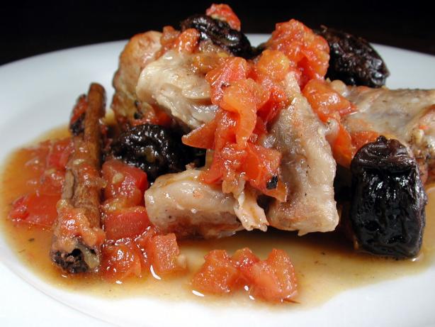 Chicken With Tomatoes and Prunes. Photo by Chef floWer