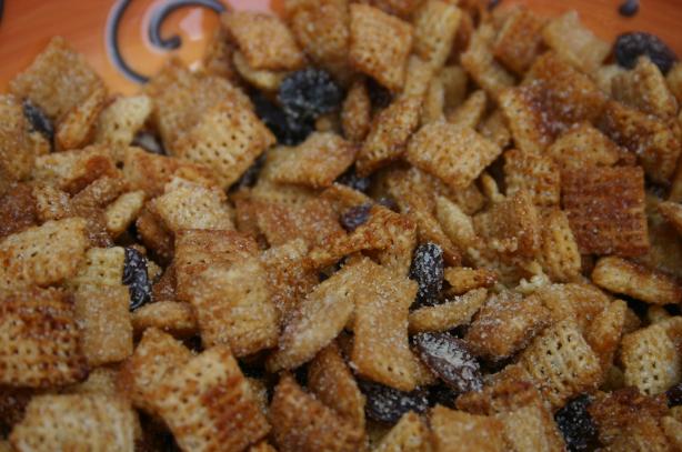 Cinnamon & Spice Trail Mix. Photo by my3beachbabes