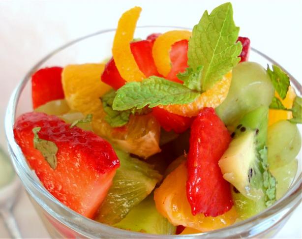 Orange, Strawberry and Kiwi Salad (Ww). Photo by Marg (CaymanDesigns)