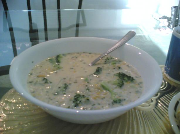 Tuna, Corn, and Broccoli Chowder. Photo by j.sugiarto