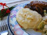 Make Ahead Garlic White Cheddar Mashed Potatoes