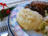 Make Ahead Garlic White Cheddar Mashed Potatoes. Recipe by Kittencalskitchen