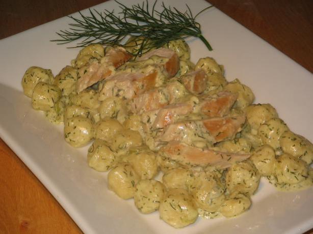 Chicken in Garlic Sour Cream. Photo by The Flying Chef