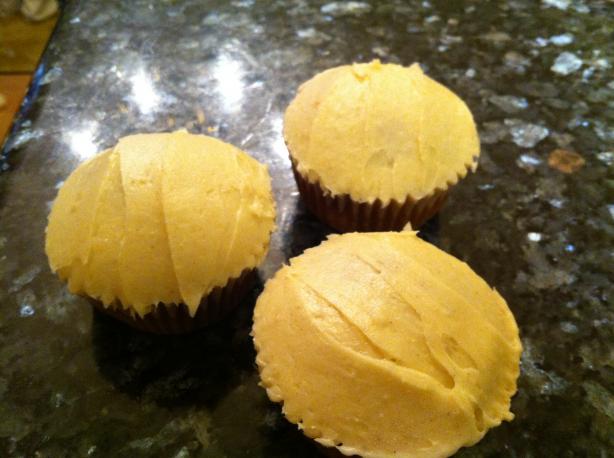 Banana Chocolate Chip Cupcakes. Photo by Mz3