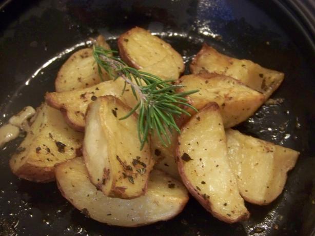 Grecian Potatoes. Photo by Mama's Kitchen (Hope)