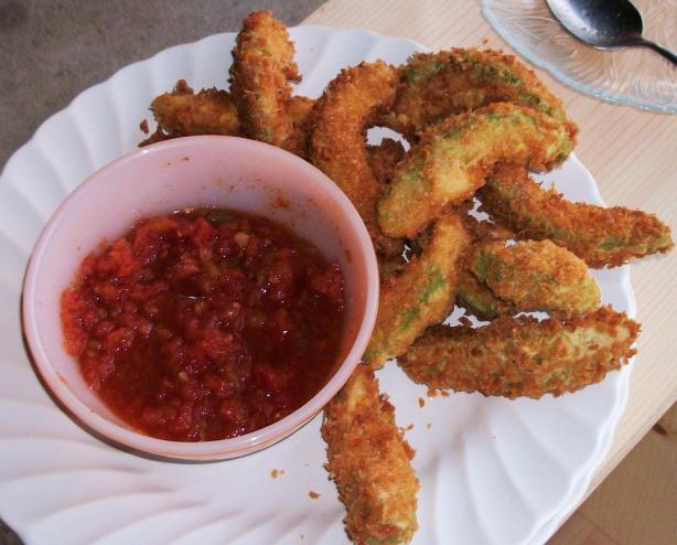 Avocado Fries With Chipotle Ketchup. Photo by Weewah