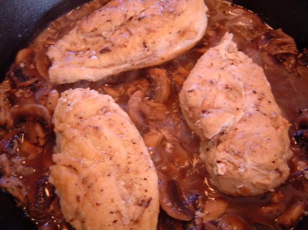 Chicken & Mushrooms (Greek Style). Photo by mliss29